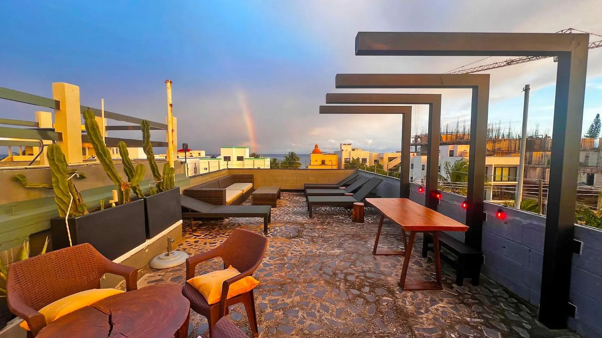1Br Condo Steps From Sargasso-Free Beach In Puerto Morelos 0*,  México